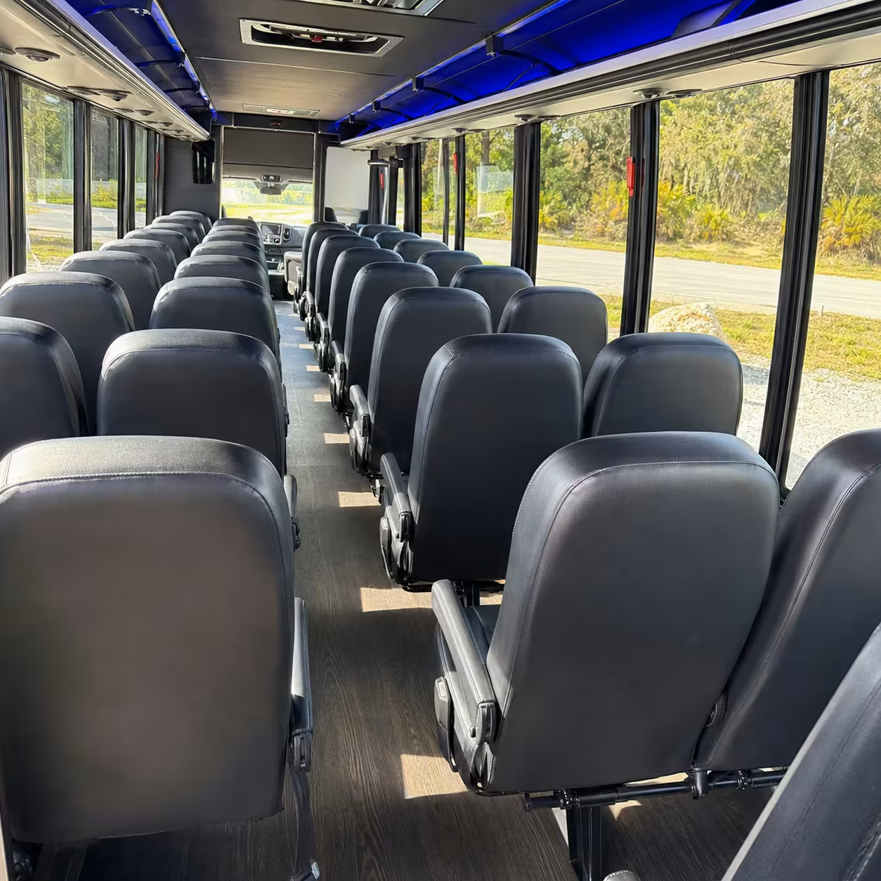 idaho falls 35 passenger minibus rental