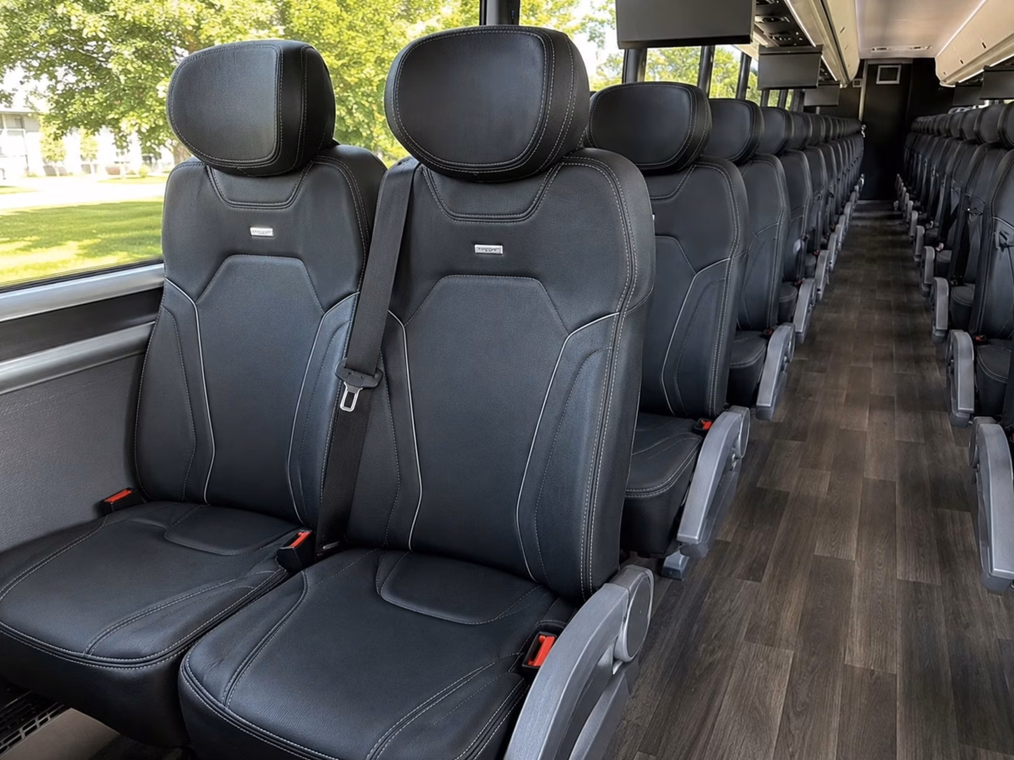 idaho falls shuttle buses for airport and long distance guests