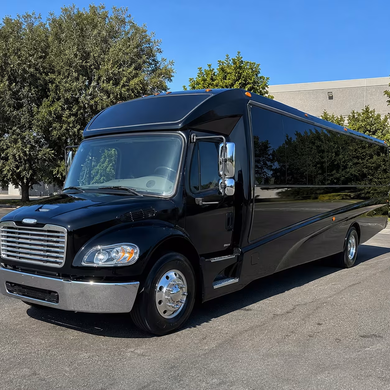 minibus rentals in idaho falls for smaller prom groups